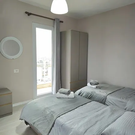 Skyvista * Τίρανα